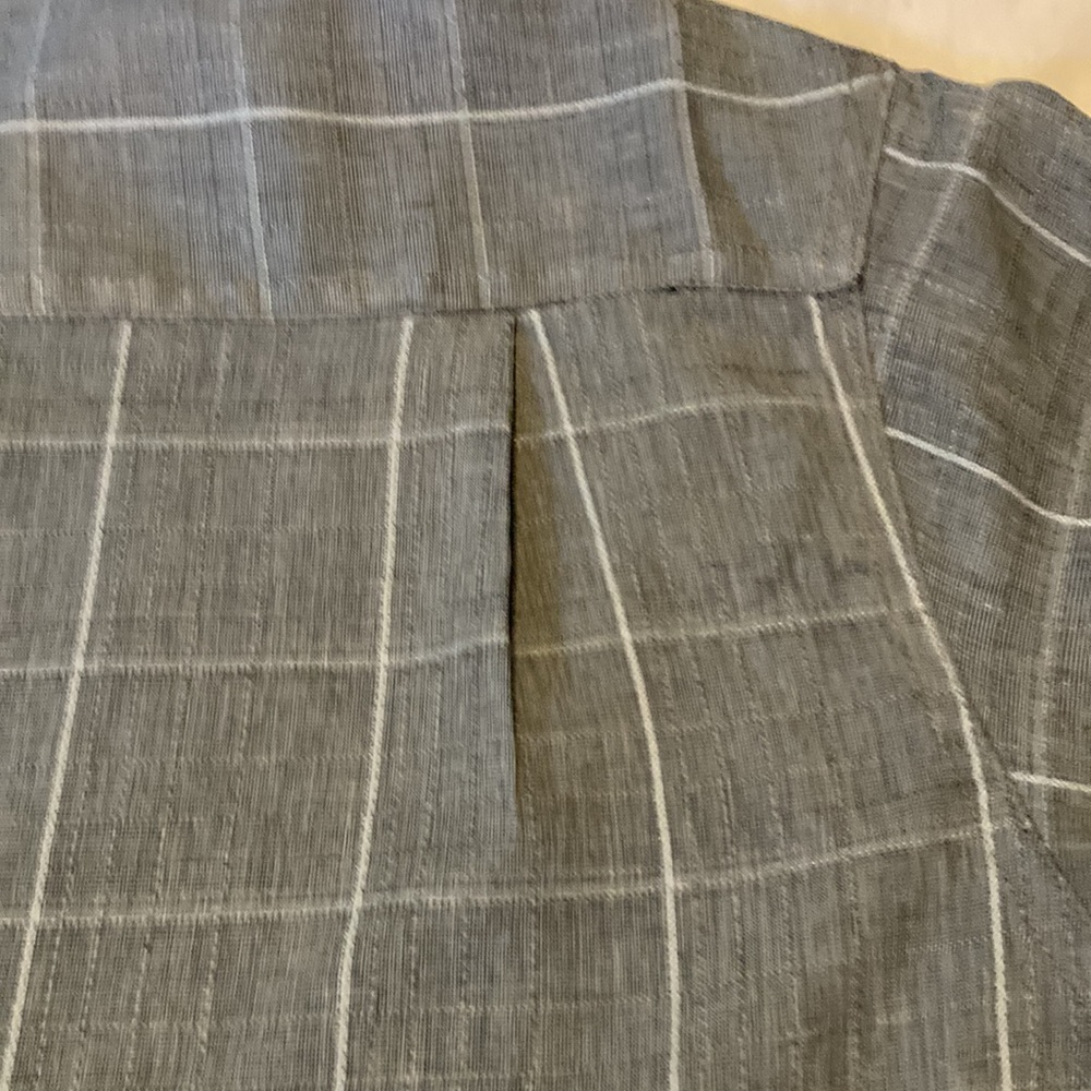 Haggar large button up short sleeve shirt - Picture 7 of 7